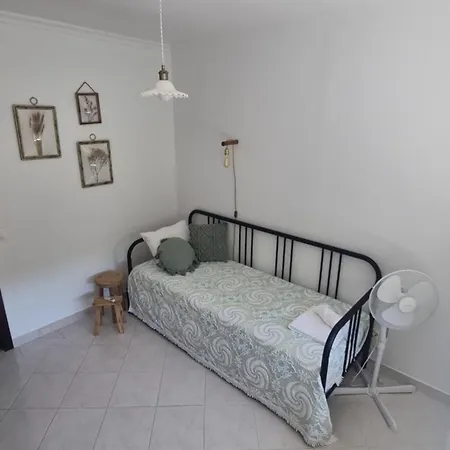Almare - T3 Em A 15 Min Da Da Falesia